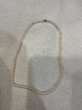 Classic Pearl Necklace in Cream - Timeless Women's Jewelry